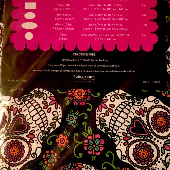 Day of the Dead Tablecloth 52 x 70 inch rectangle Sugar Skull print - Picture 5 of 6
